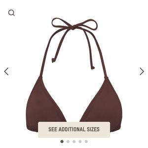 Skims bikini top